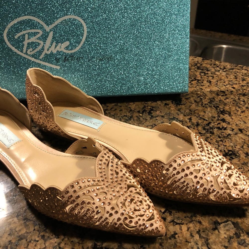 Betsey Johnson sandal flats blush satin w sequins